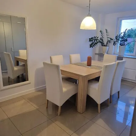 Apartment Przestronne Mieszkanie W Centrum *